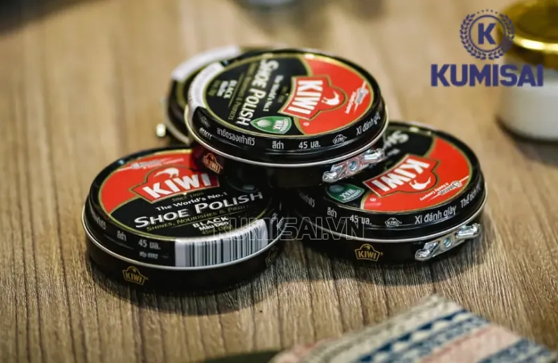Xi Kiwi Thái Lan có giá khoảng 15.000 - 80.000 VNĐ/sản phẩm Xi Kiwi Thái Lan có giá khoảng 15.000 - 80.000 VNĐ/sản phẩm