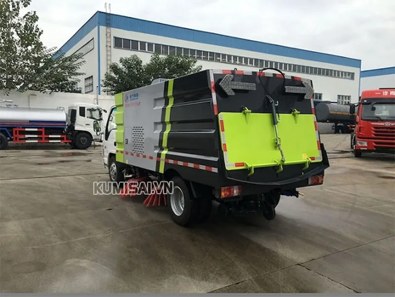 Xe quét đường Isuzu 5 khối