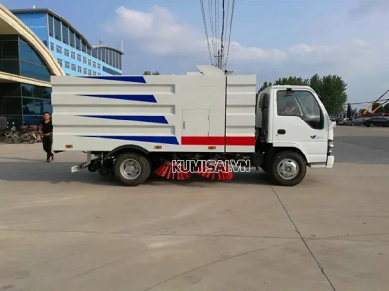Xe quét đường Isuzu 8 khối