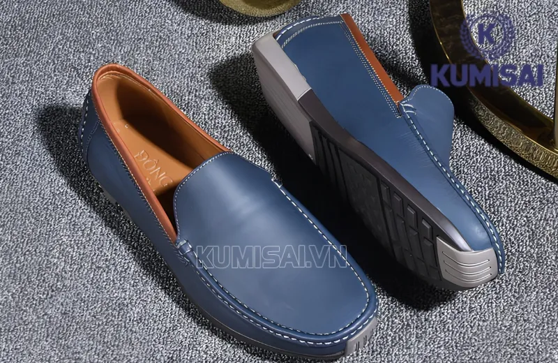 Xi đánh giày màu xanh Navy có khả năng phục hồi da bạc màu Xi đánh giày màu xanh Navy có khả năng phục hồi da bạc màu