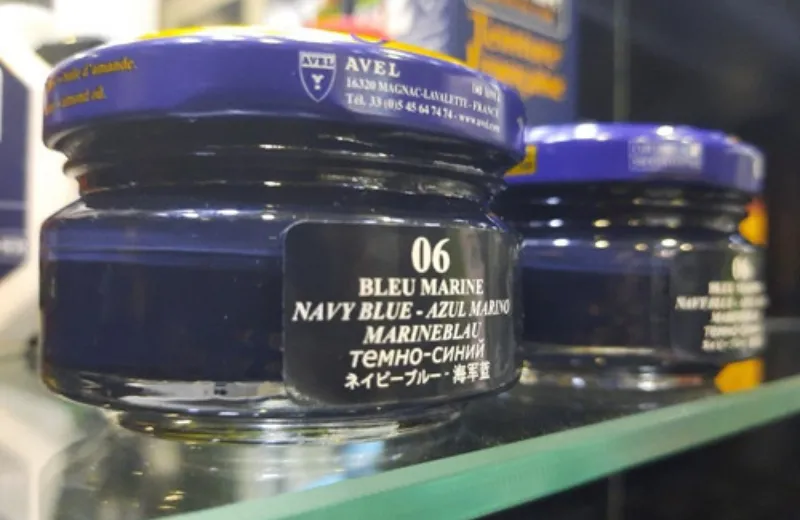 Xi đánh giày màu xanh Navy che phủ các vết trầy xước rất tốt Xi đánh giày màu xanh Navy che phủ các vết trầy xước rất tốt