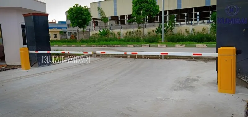 Thiết kế 2 loại cần chắn, linh hoạt cho nhiều vị trí lắp đặt