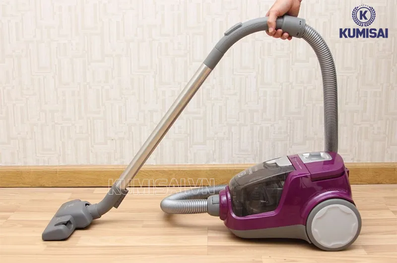 Máy hút bụi Electrolux công suất 1800W