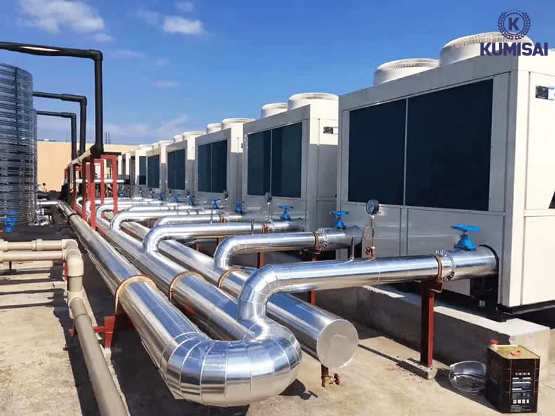 Tháp làm mát cho hệ thống chiller có thiết kế đơn giản, dễ dàng lắp đặt