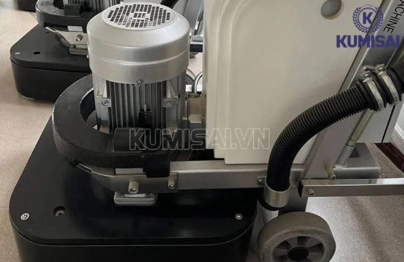 Chú ý kiểm tra máy thật kỹ trước khi vận hành