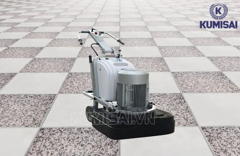 Trước khi vận hành, cần thận trọng kiểm tra từng chi tiết máy Trước khi vận hành, cần thận trọng kiểm tra từng chi tiết máy