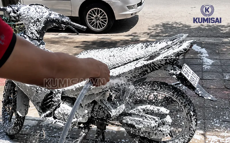 Cách dùng bình bọt inox Kocu 20 lít Cách dùng bình bọt inox Kocu 20 lít