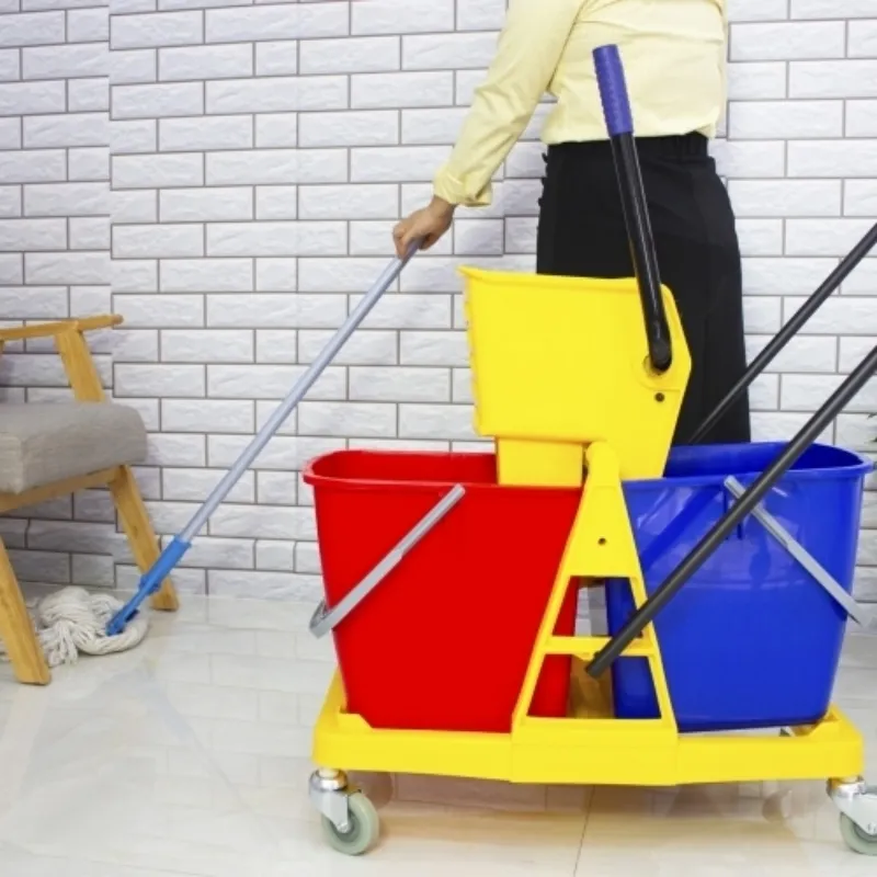 Ứng dụng của xe vắt móp đôi Kumisai 46 lít khung nhựa trong thực tế Ứng dụng của xe vắt móp đôi Kumisai 46 lít khung nhựa trong thực tế