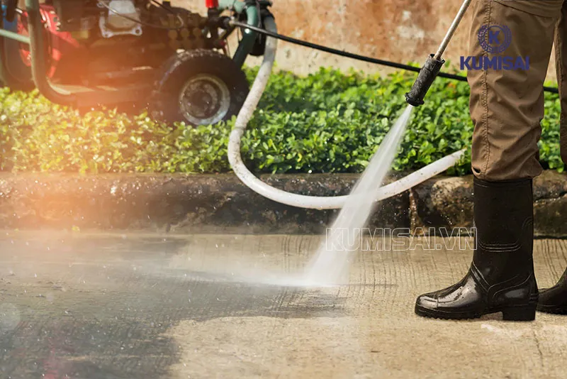 Áp lực phun lớn, hiệu quả làm sạch cao Áp lực phun lớn, hiệu quả làm sạch cao