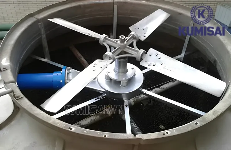 Cánh quạt D1800mm được thiết kế với góc nghiêng cánh hoàn hảo Cánh quạt D1800mm được thiết kế với góc nghiêng cánh hoàn hảo