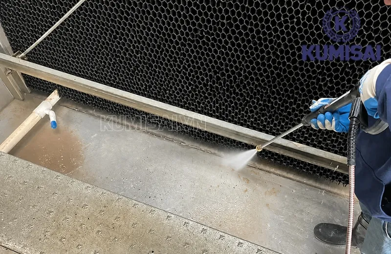 Cần vệ sinh và bảo dưỡng tấm làm mát KMS-09 định kỳ