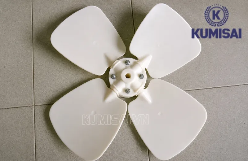 Cấu trúc 4 cánh đối xứng Cấu trúc 4 cánh đối xứng