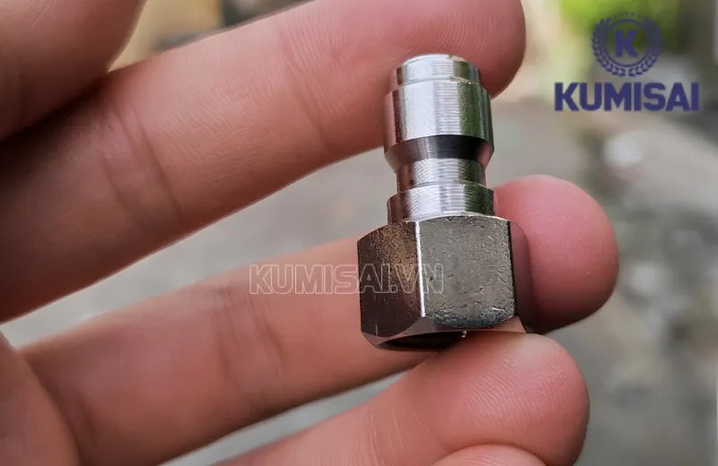 Cút nối nhanh đầu đực ren trong được sử dụng tại nhiều vị trí trong hệ thống khí nén Cút nối nhanh đầu đực ren trong được sử dụng tại nhiều vị trí trong hệ thống khí nén