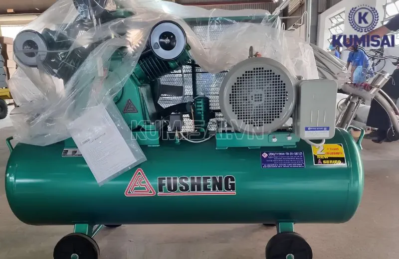 Các chi tiết máy đều được chế tạo cẩn trọng từ vật liệu tốt Các chi tiết máy đều được chế tạo cẩn trọng từ vật liệu tốt