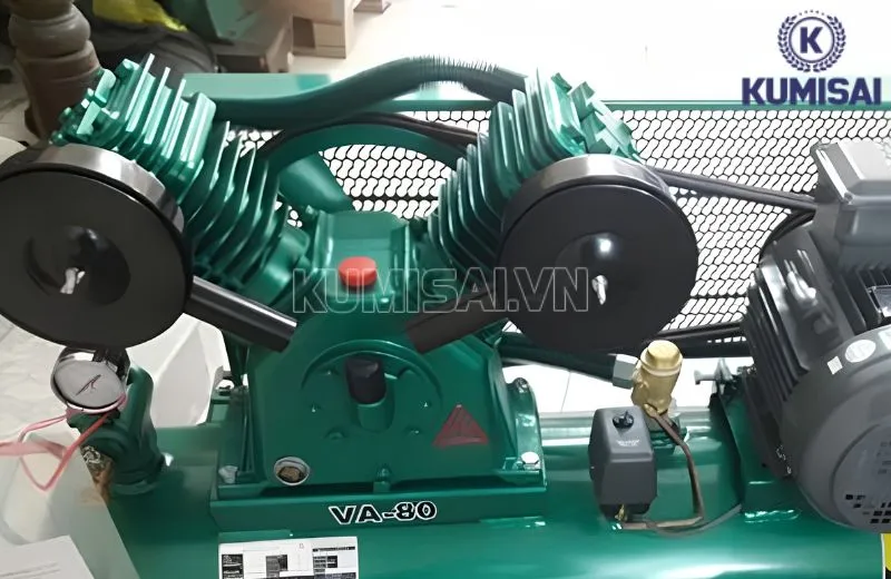 Các chi tiết máy rất dễ tiếp cận, sửa chữa Các chi tiết máy rất dễ tiếp cận, sửa chữa