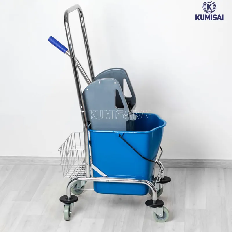 Thiết kế xe tiện dụng, dung tích 23L đáp ứng tốt nhu cầu làm sạch thường xuyên