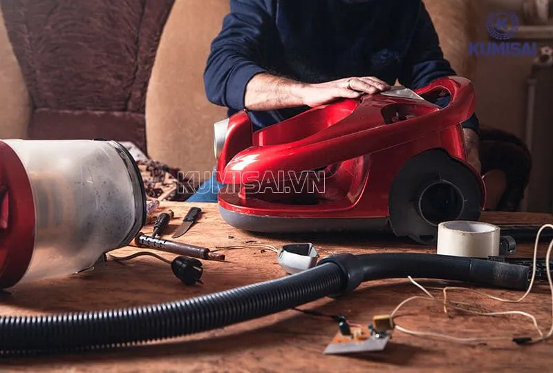 Tiến hành bảo dưỡng máy hút bụi cũ sau mua để đảm bảo an toàn, hiệu quả Tiến hành bảo dưỡng máy hút bụi cũ sau mua để đảm bảo an toàn, hiệu quả