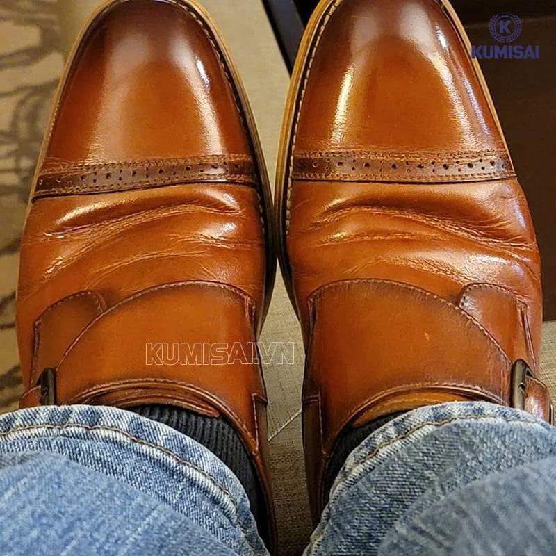 Bảo dưỡng để giữ màu sắc và độ sáng bóng 