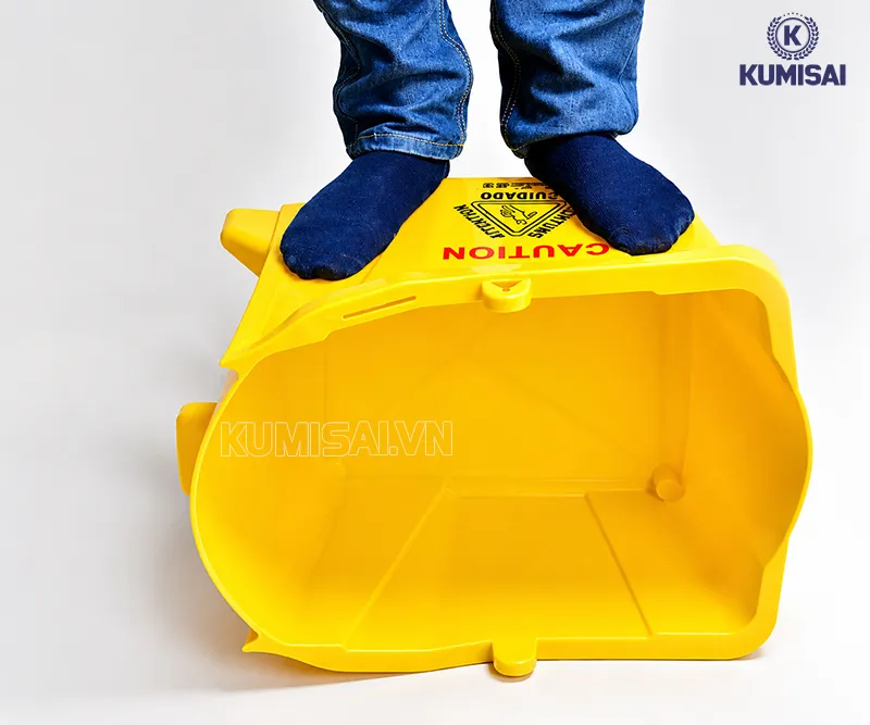 Thùng chứa 24 lít bền chắc Thùng chứa 24 lít bền chắc