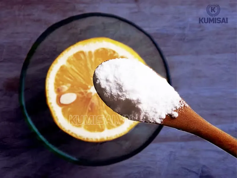 Hướng dẫn xử lý mùi hôi trên giày nhung bằng chanh và baking soda Hướng dẫn xử lý mùi hôi trên giày nhung bằng chanh và baking soda