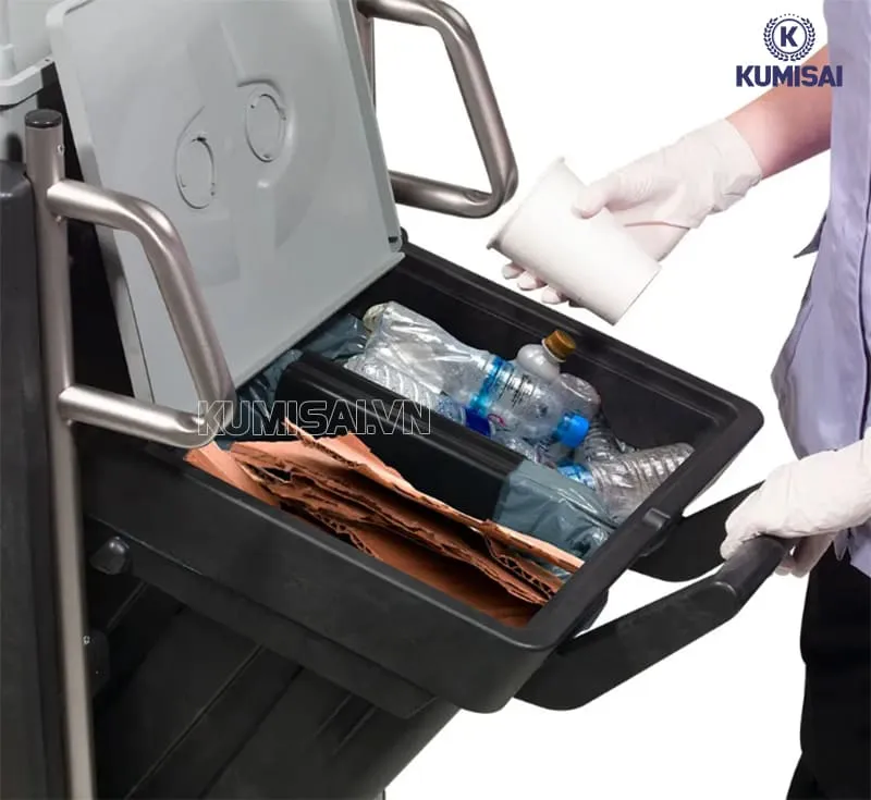 Làm sạch xe đẩy sau khi sử dụng Làm sạch xe đẩy sau khi sử dụng