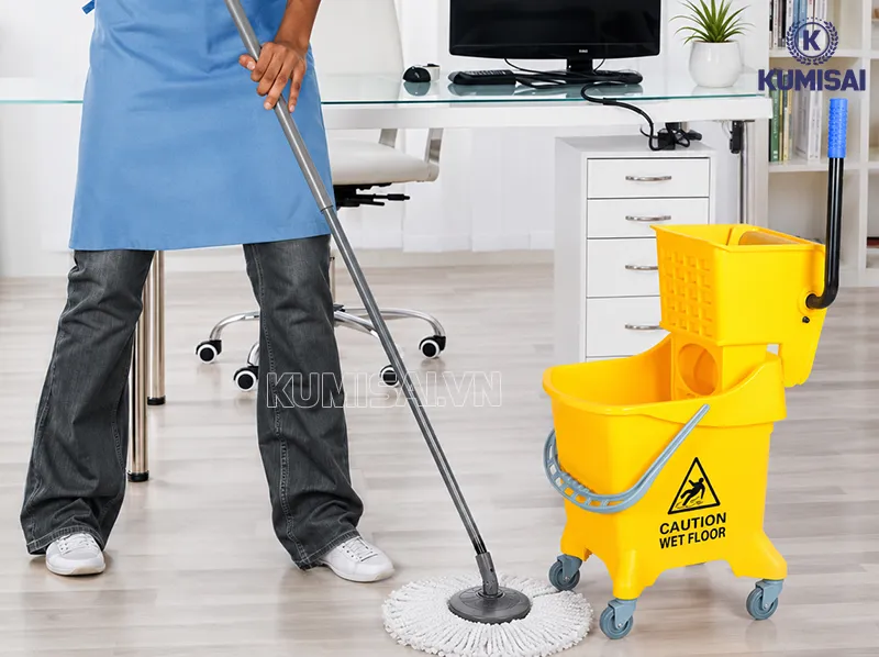 Lợi ích khi sử dụng xe ép nước lau sàn 1 xô AF08089
