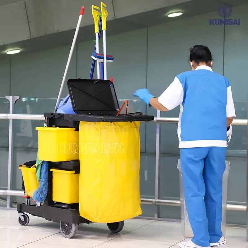 Sử dụng xe đẩy làm vệ sinh HiClean nâng cao hiệu quả công việc Sử dụng xe đẩy làm vệ sinh HiClean nâng cao hiệu quả công việc