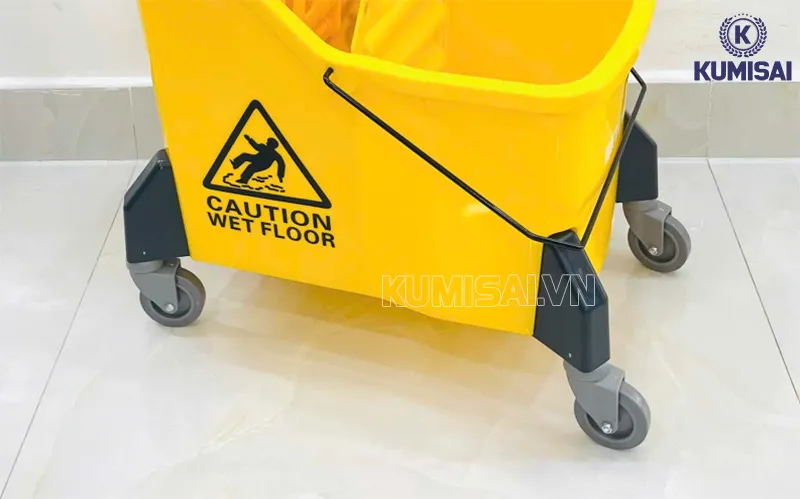 Bánh xe đa hướng giúp di chuyển dễ dàng Bánh xe đa hướng giúp di chuyển dễ dàng