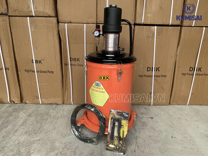 Dòng máy bơm mỡ DBK Dòng máy bơm mỡ DBK