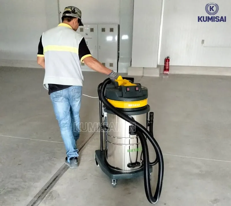Máy hút bụi HiClean có thiết kế bánh xe đa chiều linh hoạt
