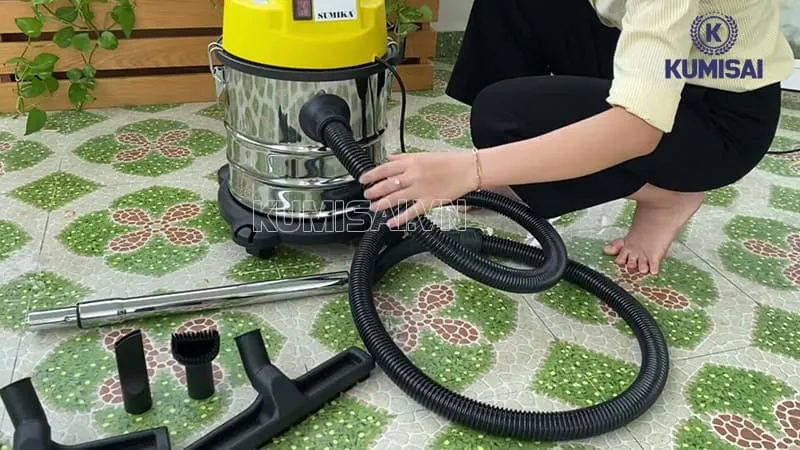 Lắp máy hút bụi Sumika Lắp máy hút bụi Sumika