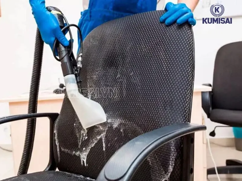 Giặt ghế văn phòng là giải pháp hạn chế ngứa và kích ứng da