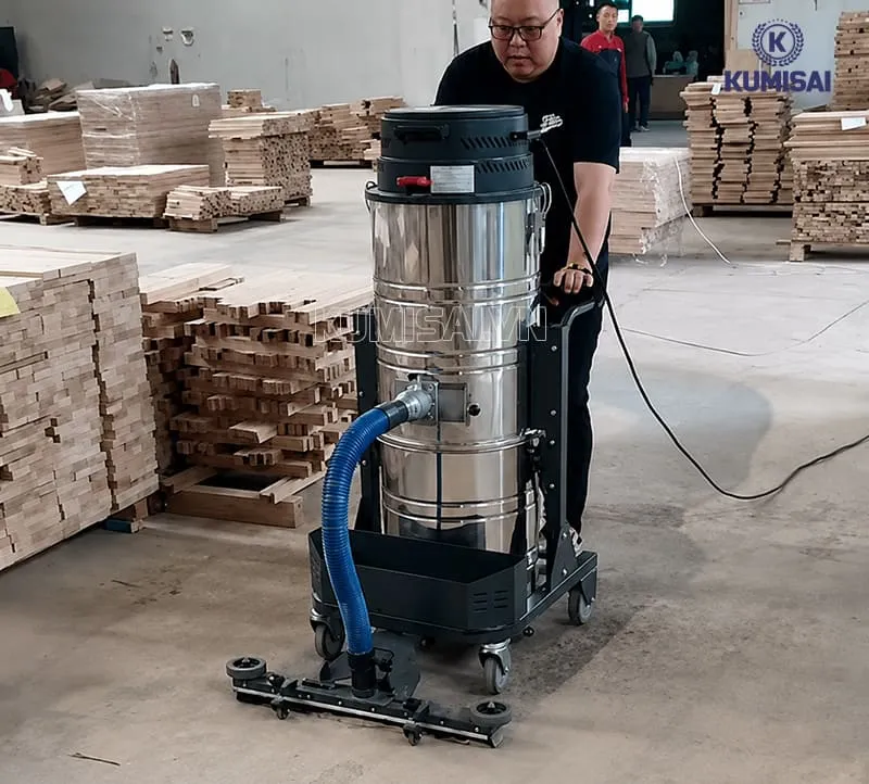 Sử dụng máy hút bụi chuyên dụng góp phần nâng cao hiệu quả vệ sinh nhà xưởng Sử dụng máy hút bụi chuyên dụng góp phần nâng cao hiệu quả vệ sinh nhà xưởng