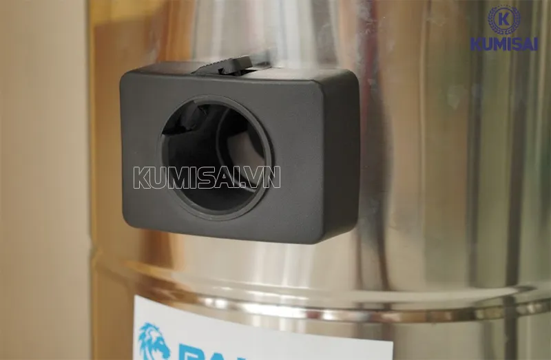 Thùng chứa làm từ inox bền bỉ