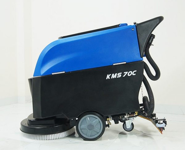 Lưu ý khi bảo dưỡng máy chà sàn Kumisai KMS 70C