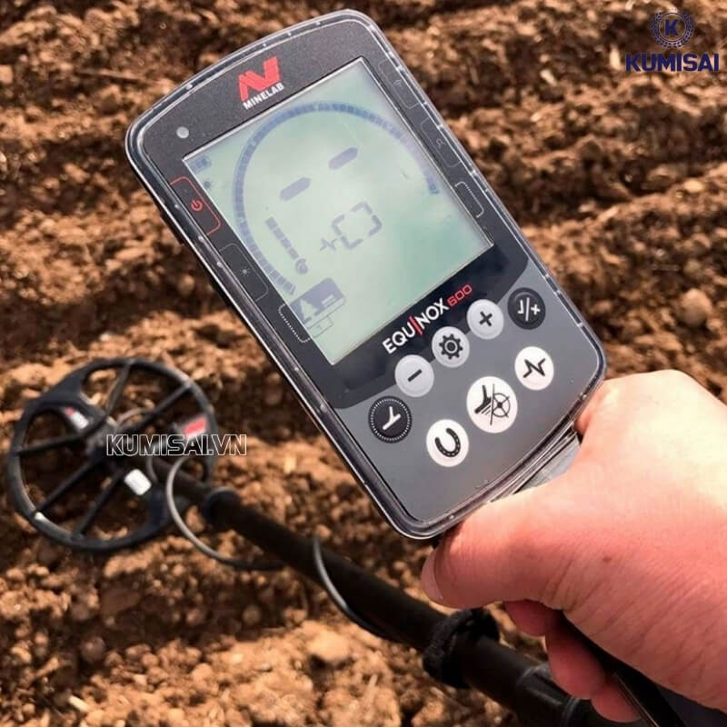 EQUINOX 800 Minelab với khả năng dò tìm chính xác cao 