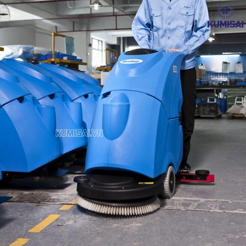 Grammy GM510/55B vừa chà rửa vừa hút khô nhanh chóng