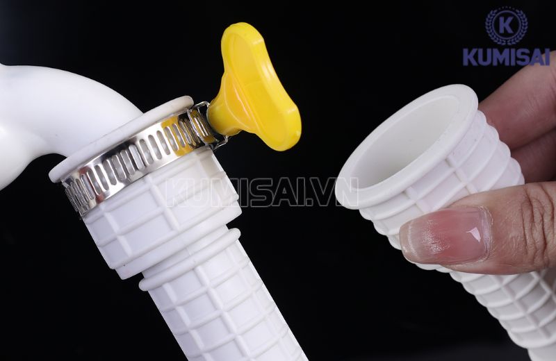 Thiết bị cho phép kết nối với ống thoát nước liên tục