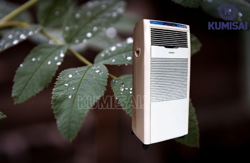 Thiết bị gom 35 lít nước từ không khí bằng phương pháp ngưng tụ lạnh
