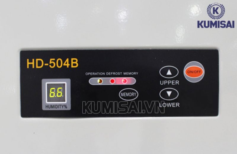 Bảng điều khiển của thiết bị