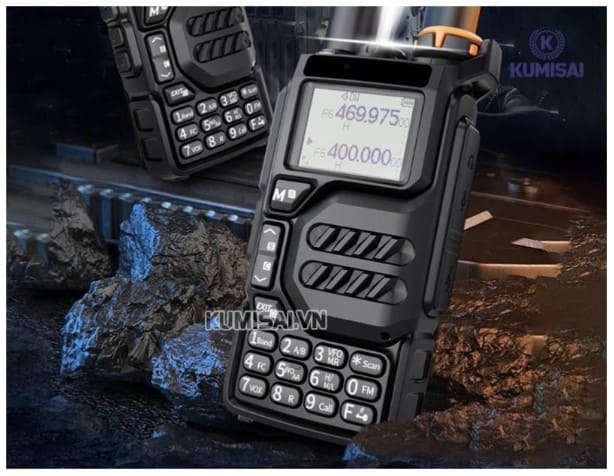 Băng thông bộ đàm micom rộng hơn, cho phạm vi liên lạc xa