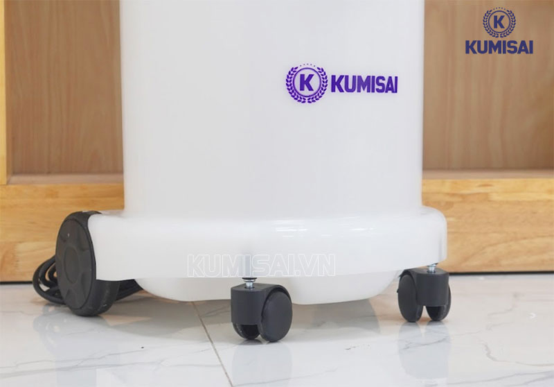 Các bánh xe máy hút bụi kumisai-kms-30s linh hoạt, dễ dàng điều hướng khi di chuyển