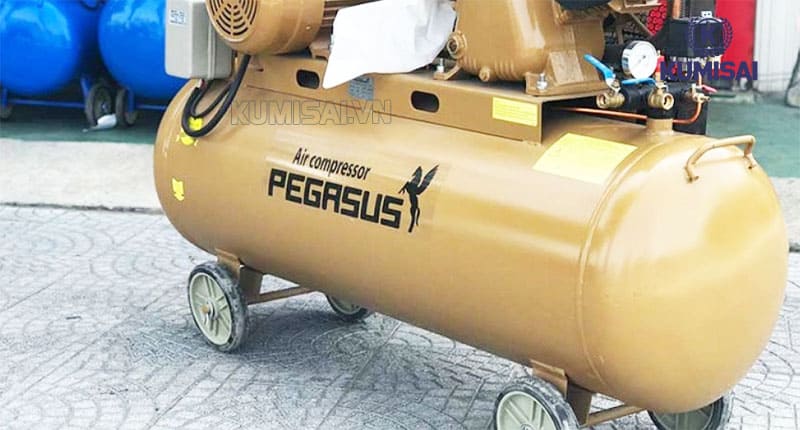 Hệ thống bánh xe đa chiều, di chuyển thuận lợi 