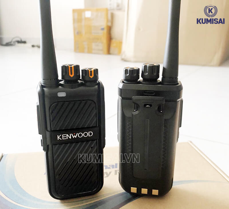 Cất giữ máy bộ đàm Kenwood TK 3291 ở nơi thoáng mát