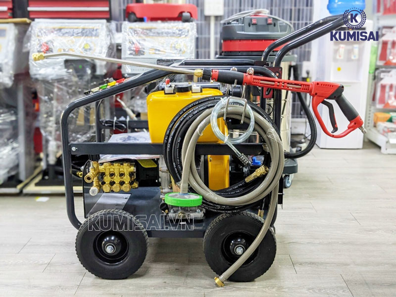 Bảo quản máy rửa xe ô tô dầu Diesel LUTIAN 18D35-10A đúng cách 