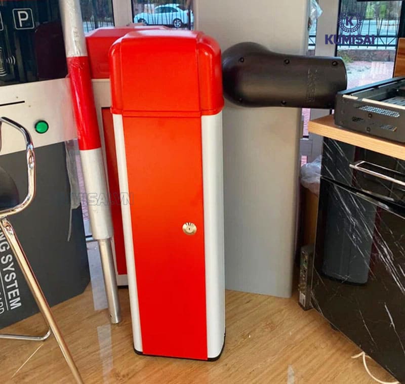 Thiết kế barrier Baisheng BS-606 màu đỏ trắng ấn tượng