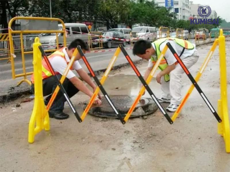 Mẫu barie nhựa có gắn phản quang