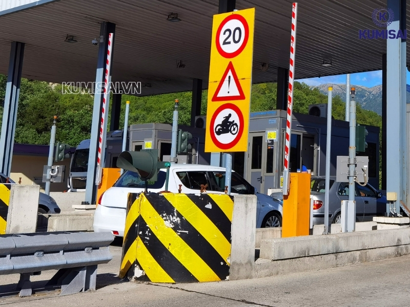 Barie trạm thu phí có tích hợp hệ thống ETC