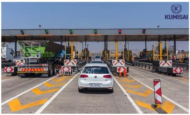 Giảm ùn tắc nhờ lắp đặt barie tự động tại trạm thu phí Giảm ùn tắc nhờ lắp đặt barie tự động tại trạm thu phí