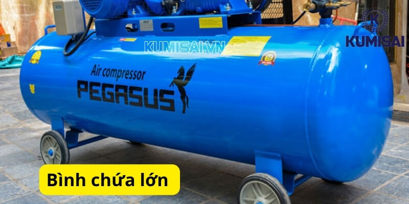 Bình chứa 330l, đảm bảo khả năng tích trữ khí lớn
